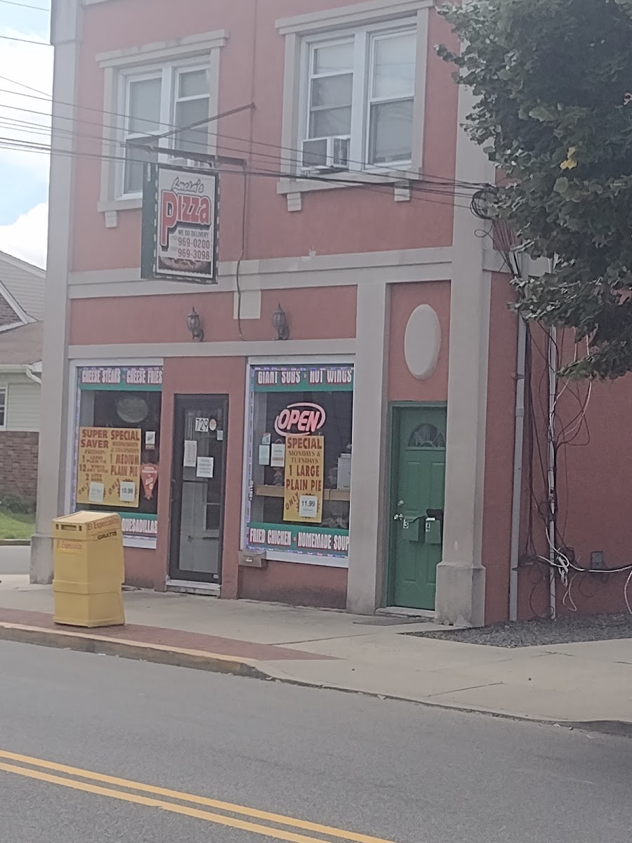 Lucia's Pizzeria Photos 2